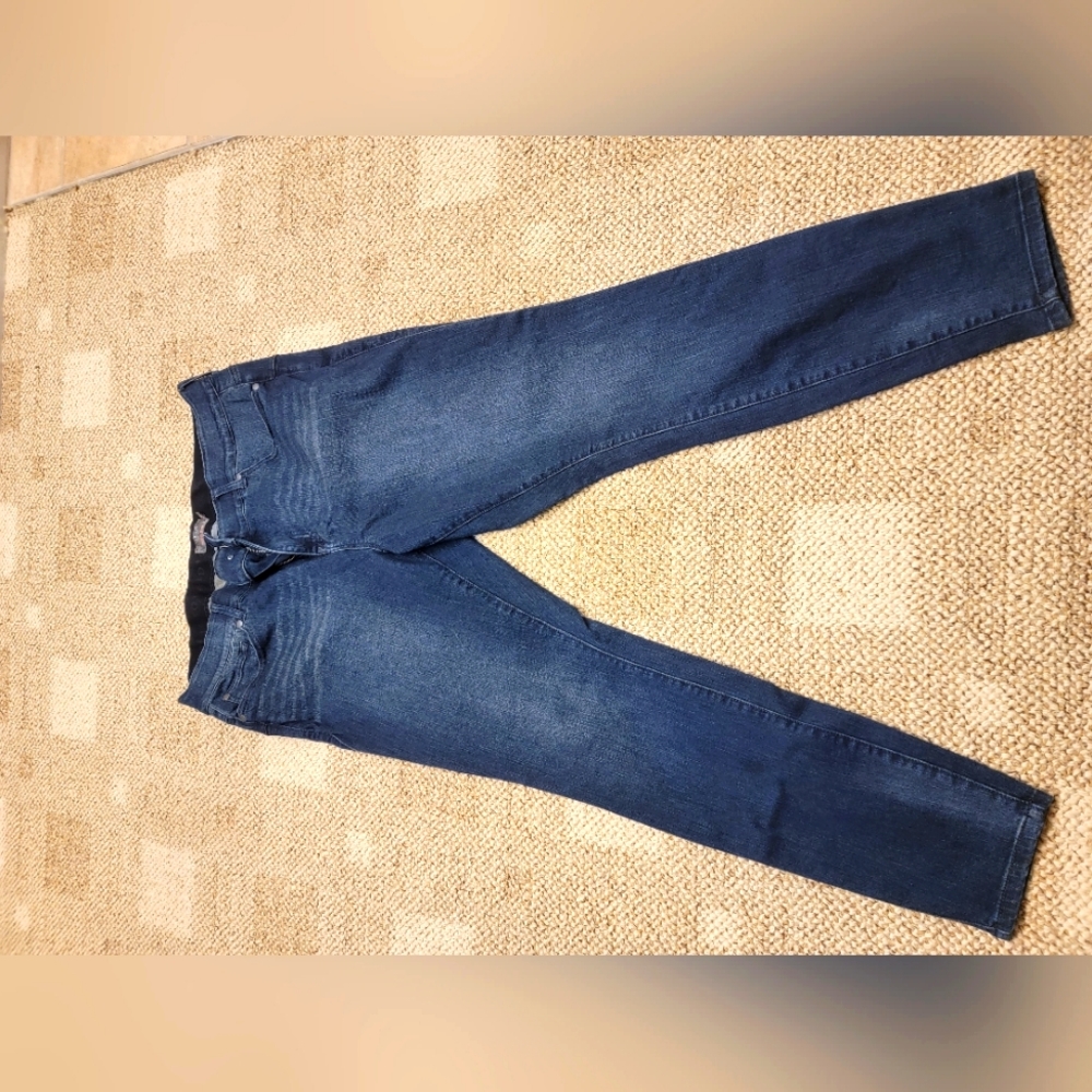 Skinny jeans